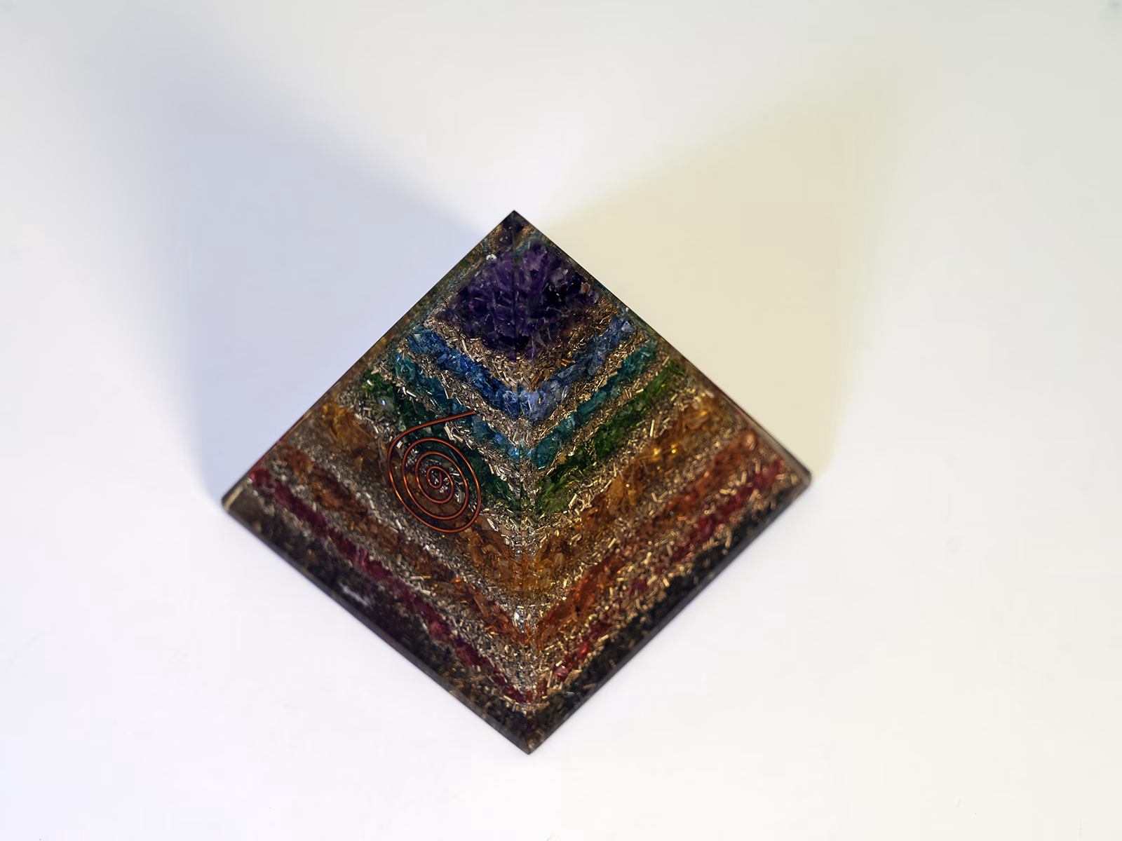 Agate of Cambay – 7 Chakra Pyramid – GI Craft from Gujarat